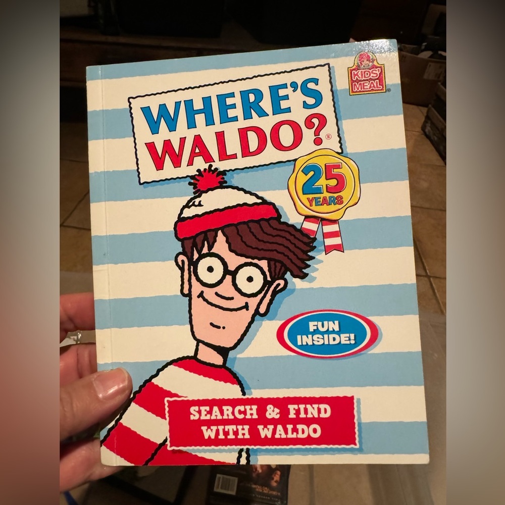 Where's Waldo? 25th Anniversary Search & Find Book